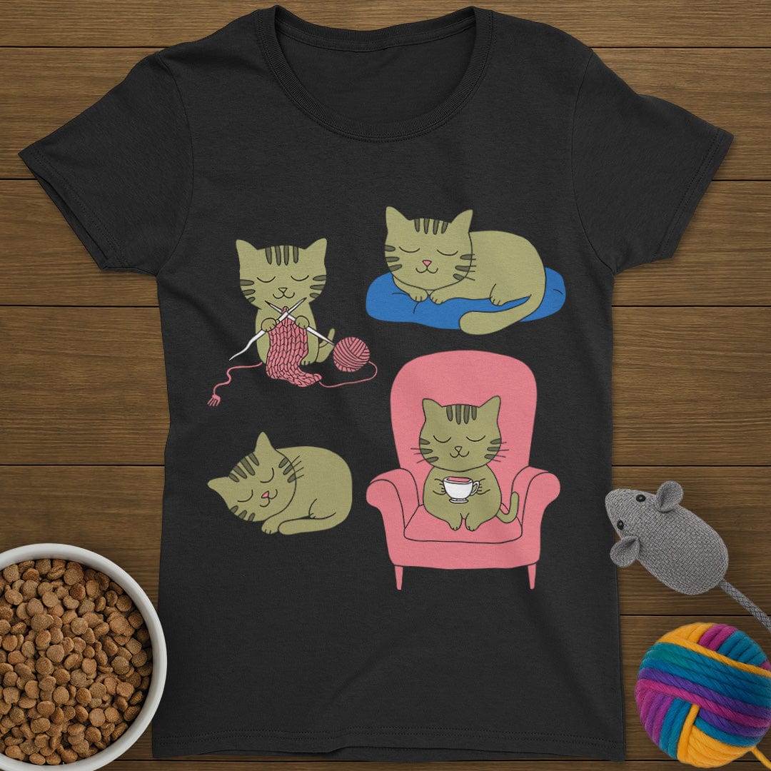 4 Cozy Cats T-Shirt Womens