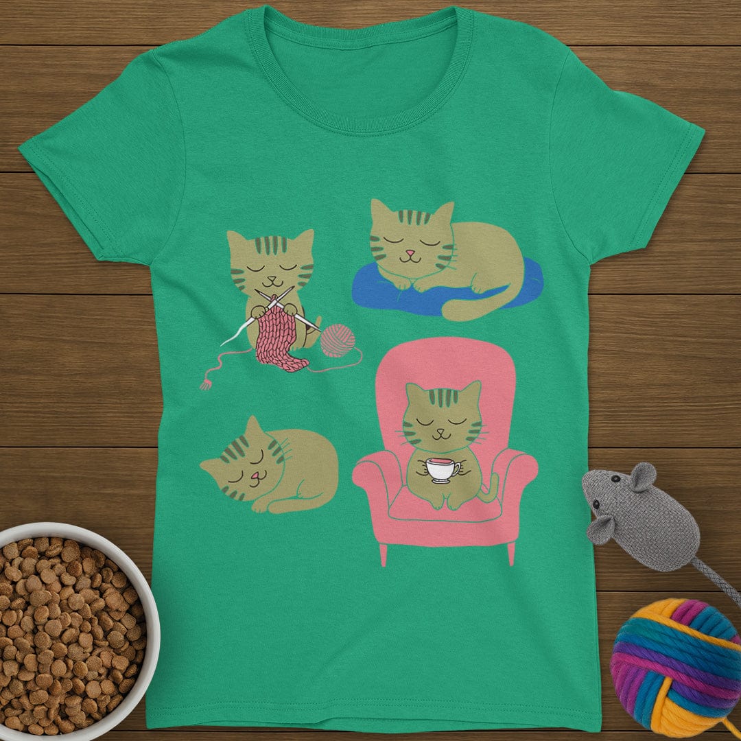 4 Cozy Cats T-Shirt Womens