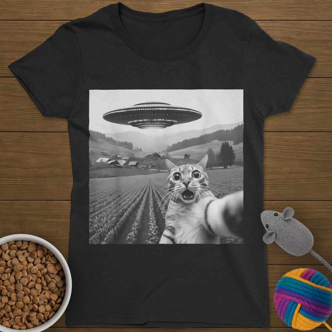 UFO Selfie Cat T-Shirt Womens