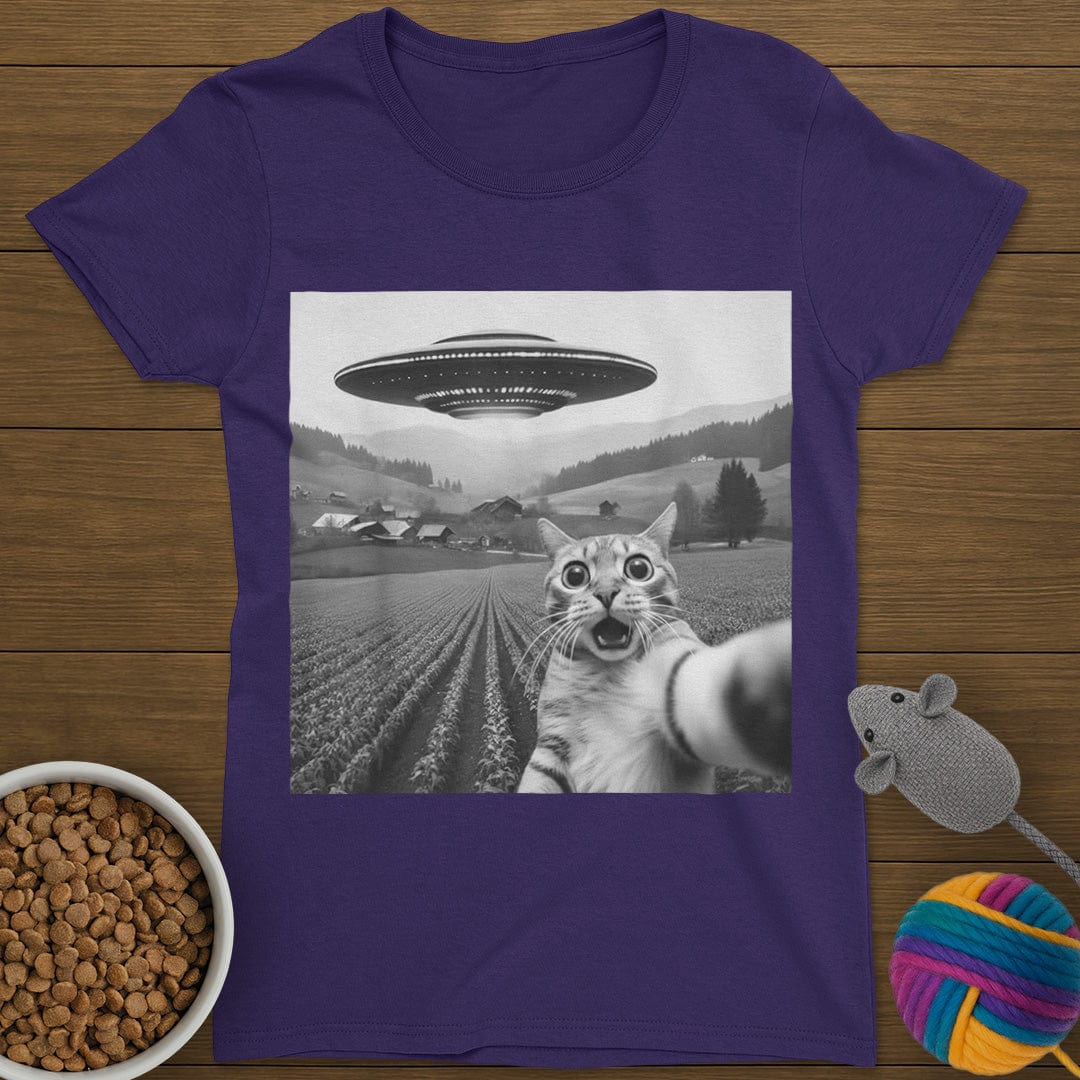 UFO Selfie Cat T-Shirt Womens